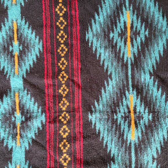 Biederlack Native Print Aztec Southwestern Blanket - Picture 3 of 5
